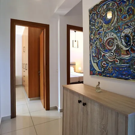Asanis 3 Apartment